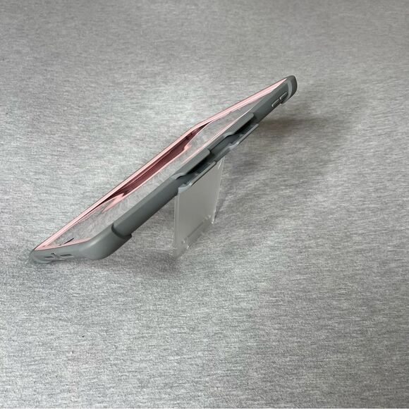 Wenlaty Pink iPad 9th /8th /7th Generation Protective Case - Picture 5 of 10